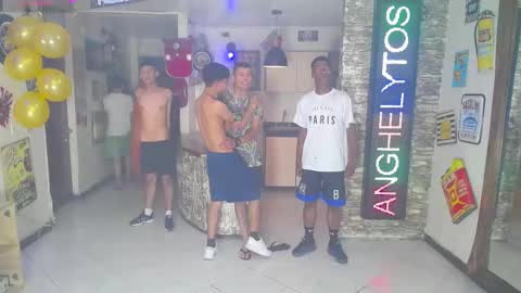 Snapshot of anghelytos chatting on 4, 3, 2025 anghelytos online show from 4, 3, 2025