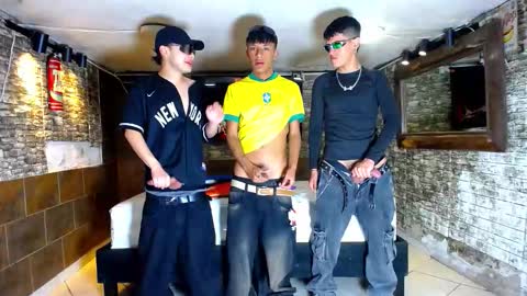 Snapshot of anghelytos chatting on 7, 10, 2025 anghelytos online show from 7, 10, 2025