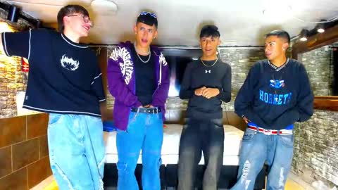 Snapshot of anghelytos chatting on 11, 10, 2025 anghelytos online show from 11, 10, 2025