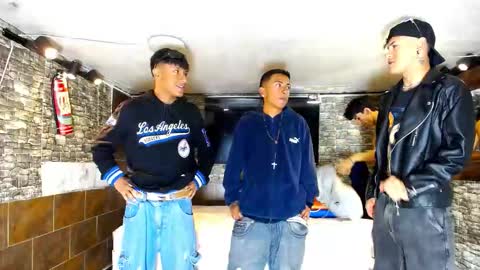 Snapshot of anghelytos chatting on 12, 10, 2025 anghelytos online show from 12, 10, 2025