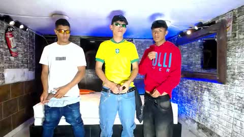 Snapshot of anghelytos chatting on 25, 10, 2025 anghelytos online show from 25, 10, 2025