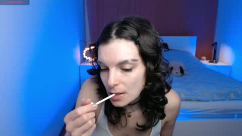 angie_faee online show from 17, 12, 2024