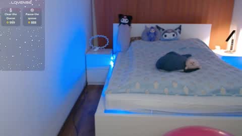 angie_faee online show from 5, 3, 2025