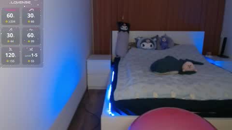 angie_faee online show from 8, 9, 2025