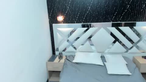 A N G I E.  online show from 25, 2, 2025