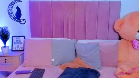 Milo ----       online show from 26, 9, 2025