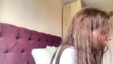 Snapshot of anglaperin chatting on 8, 6, 2026 Ann online show from 8, 6, 2026
