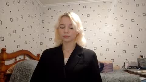 Sofa online show from 5, 12, 2025