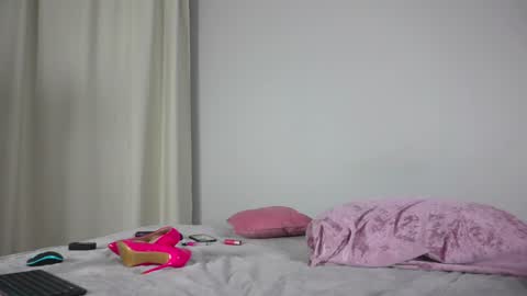 Snapshot of angry_tomato_ chatting on 14, 1, 2025 Lera My next stream on November 30 online show from 14, 1, 2025