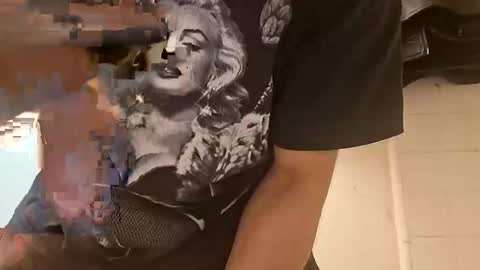 Snapshot of angrychicks83 chatting on 13, 2, 2026 angrychicks83 online show from 13, 2, 2026