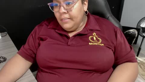 Snapshot of angy_ro12 chatting on 4, 1, 2025 angy online show from 4, 1, 2025