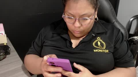 Snapshot of angy_ro12 chatting on 10, 1, 2025 angy online show from 10, 1, 2025