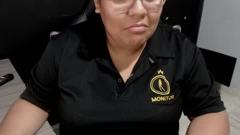 Snapshot of angy_ro12 chatting on 28, 1, 2025 angy online show from 28, 1, 2025