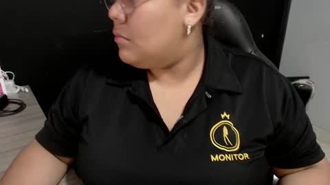 Snapshot of angy_ro12 chatting on 3, 3, 2025 angy online show from 3, 3, 2025