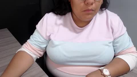 Snapshot of angy_ro12 chatting on 21, 9, 2025 angy online show from 21, 9, 2025