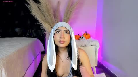 aniie_west online show from 22, 10, 2025