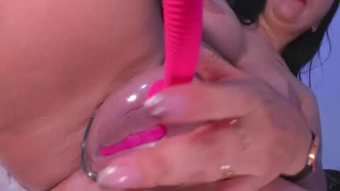 Snapshot of aniiieee_x chatting on 26, 11, 2025 ANIE Broadcasting from 1300 to 2100 online show from 26, 11, 2025