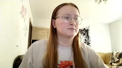Snapshot of anika_lipps chatting on 19, 6, 2026 Anika online show from 19, 6, 2026