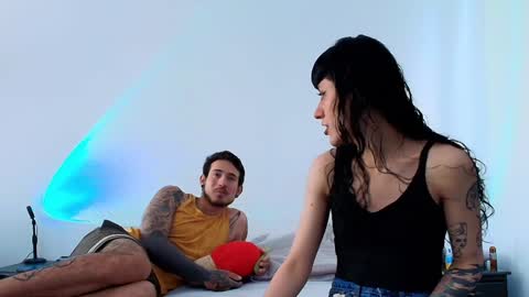 Anika And Lowen Your Thumbs Up Are Super Important For Us  online show from 15, 1, 2025