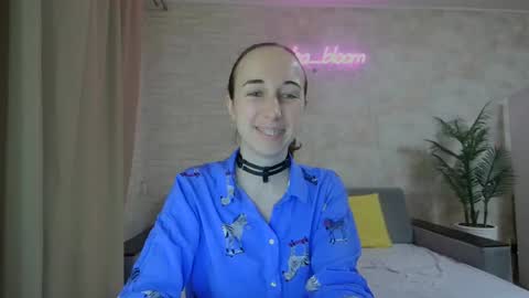 anikabloom online show from 9, 1, 2025