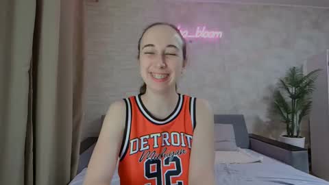 anikabloom online show from 12, 2, 2025