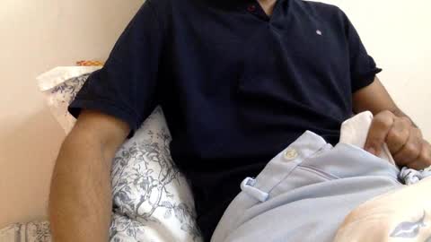 aniketkesari1 online show from 11, 1, 2026