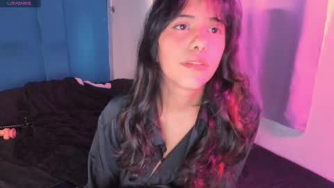 Anisahade online show from 28, 2, 2025