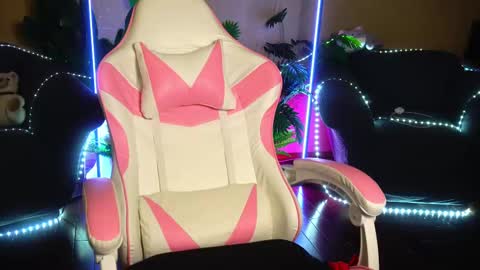 Snapshot of anita_von chatting on 21, 10, 2025 anita_von online show from 21, 10, 2025