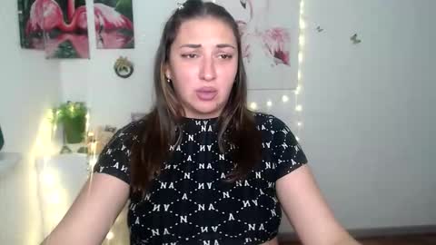 Snapshot of anitaa_a chatting on 12, 9, 2025 anitaa_a online show from 12, 9, 2025