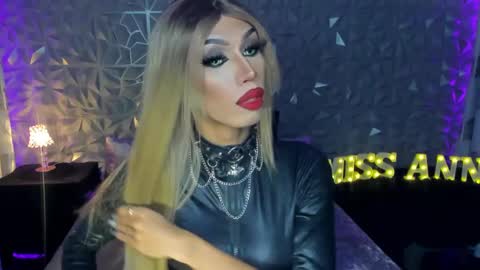 Miss Ann online show from 17, 1, 2025