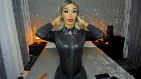 Miss Ann online show from 30, 1, 2025