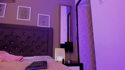 Snapshot of anitafox_ chatting on 24, 11, 2025 Anitafoxx online show from 24, 11, 2025