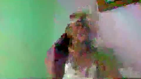 anitah01 online show from 8, 1, 2025