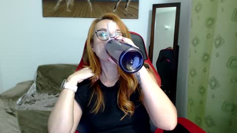 Snapshot of anitazarova chatting on 3, 1, 2025 Anita Zarova online show from 3, 1, 2025