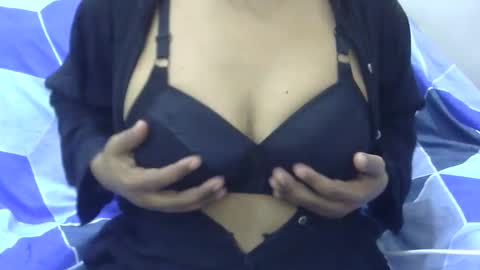 anjali_dogra786 online show from 27, 9, 2025