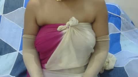 anjali_dogra786 online show from 4, 10, 2025