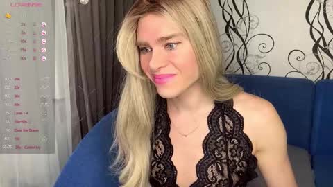 anjalin_sososok online show from 7, 3, 2026