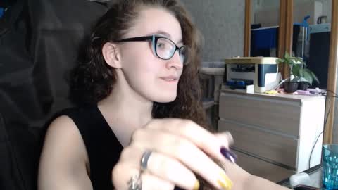 Snapshot of ankey_rayah chatting on 14, 12, 2024 Nameless online show from 14, 12, 2024