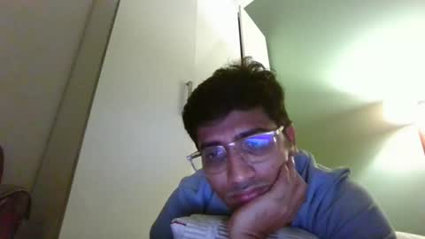 Snapshot of ankur1722 chatting on 28, 10, 2025 Slave looking for Mistress online show from 28, 10, 2025