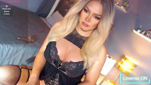 Miss Anna online show from 22, 4, 2026