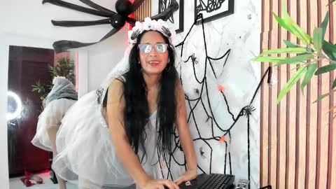 Snapshot of annaarela chatting on 31, 10, 2025 Annaarela online show from 31, 10, 2025