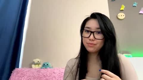 Snapshot of annabellegallego chatting on 18, 10, 2025 Aya online show from 18, 10, 2025