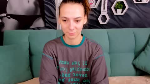 Snapshot of annabishop chatting on 12, 2, 2025 annabishop online show from 12, 2, 2025