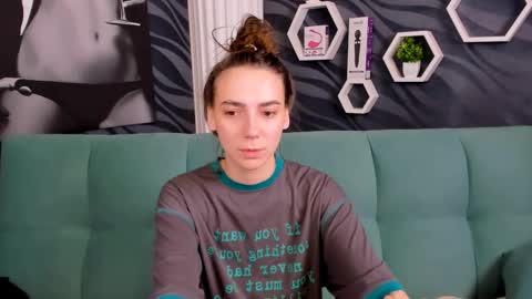 Snapshot of annabishop chatting on 12, 2, 2025 annabishop online show from 12, 2, 2025