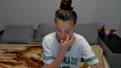 Snapshot of annabishop chatting on 23, 11, 2025 annabishop online show from 23, 11, 2025