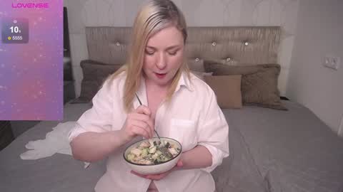 AnnaCherri online show from 3, 2, 2025