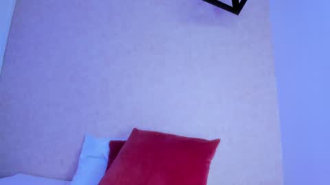 annafoox_ online show from 6, 12, 2024