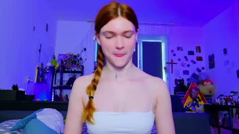 Snapshot of annakeenon chatting on 20, 6, 2026 Anna online show from 20, 6, 2026