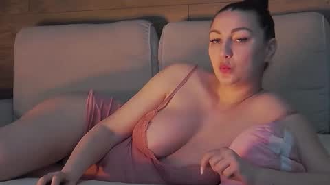 annasplash online show from 7, 2, 2026