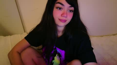 Snapshot of annatigarr chatting on 26, 10, 2025 meow online show from 26, 10, 2025